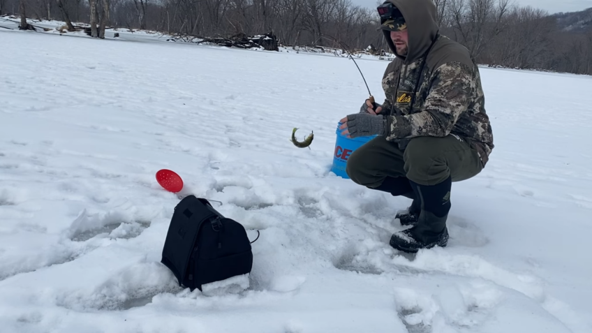 Mississippi River ice fishing